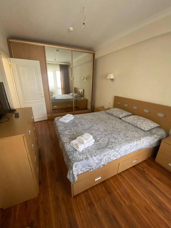 Appartement Avec 2 Chambres En Centre Ville Kischinau Exterior foto
